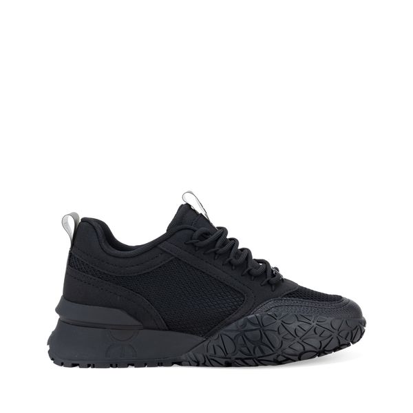 

Tenis Chunky con Suela Antiderrapante color Negro Talla: 24
