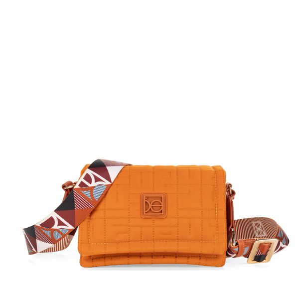 

Bolsa Crossbody Mediana Acolchada Color Naranja Talla: Unico